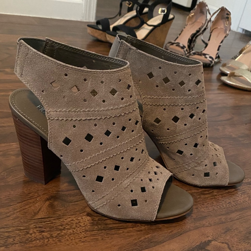 Franco Fortini Booties